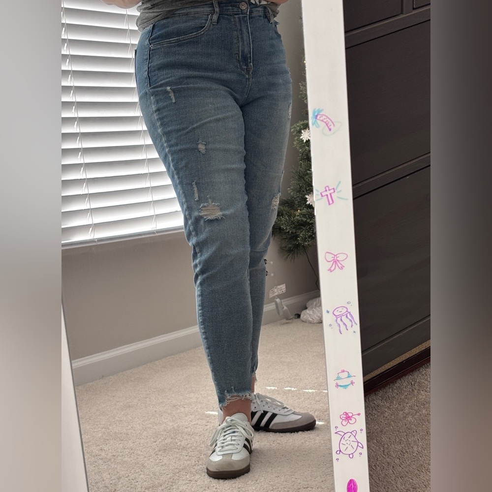 Nicole Miller Distressed Skinny Ankle Jeans, size 10